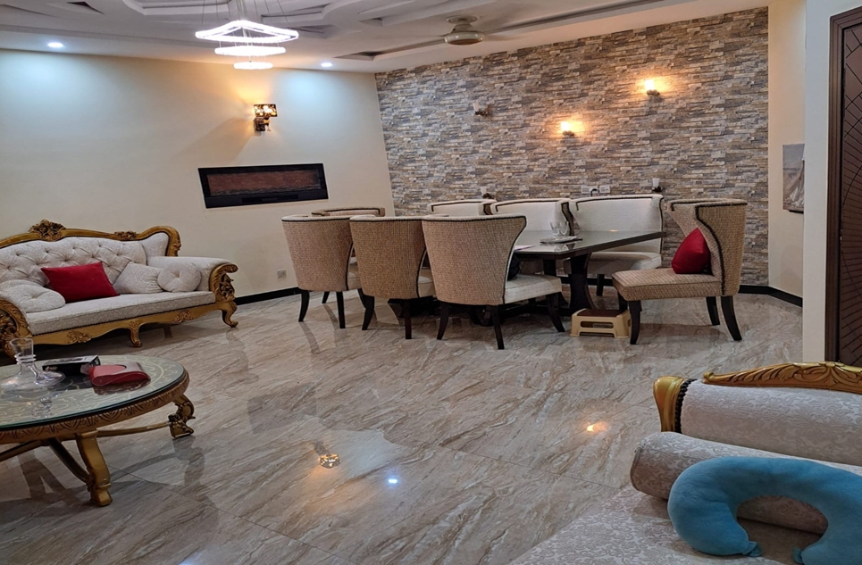 1 Kanal House for Sale in Phase 6, DHA Lahore