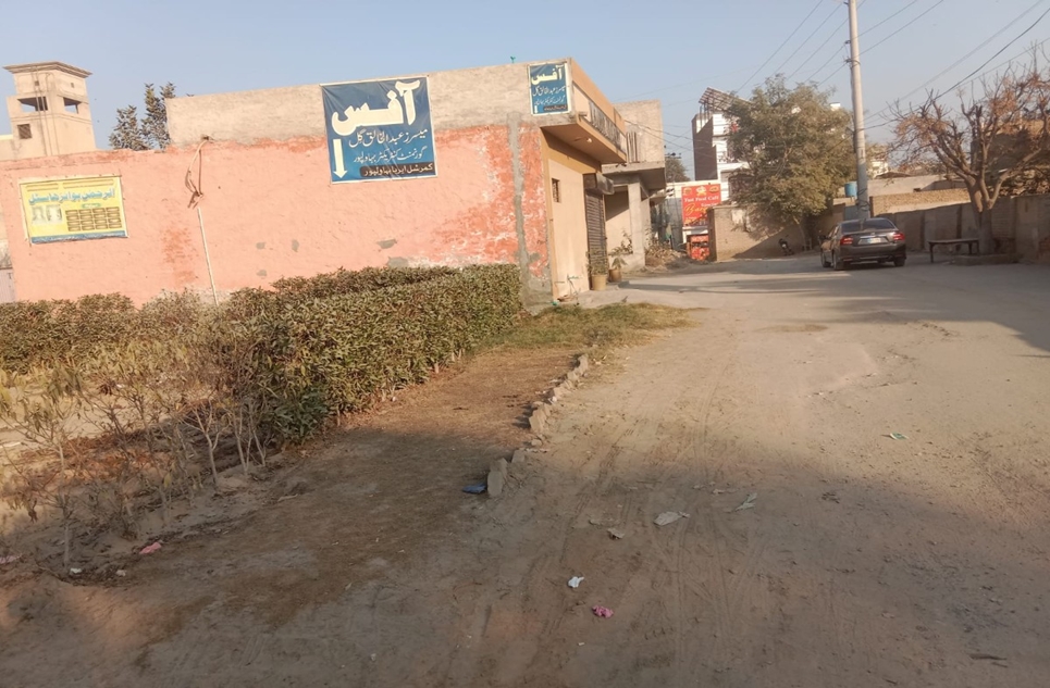 272 Sq.ft Shop for Sale on Bahawalpur Yazman Road, Bahawalpur