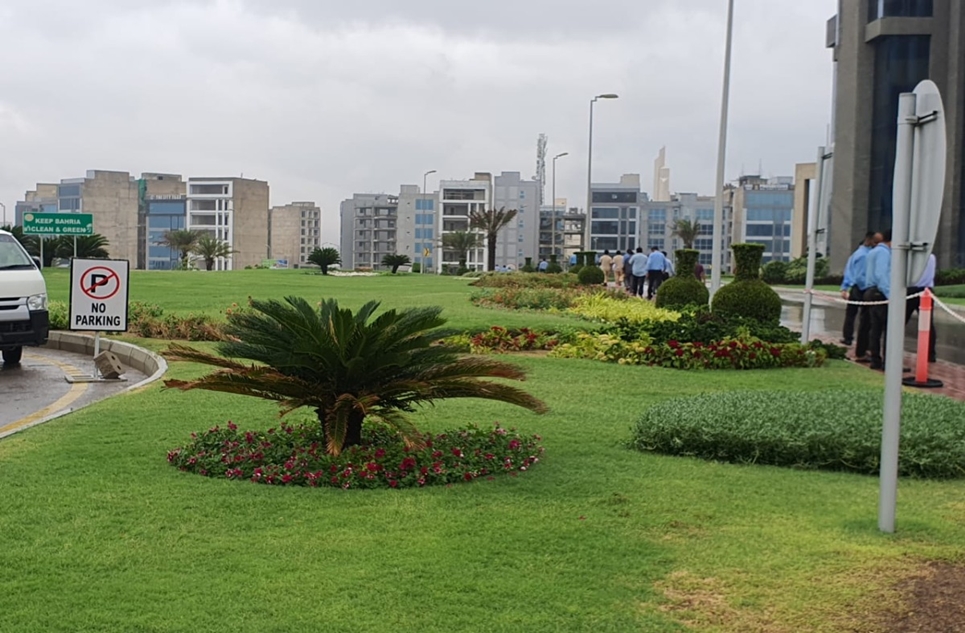 272 square yard plot for sale in Bahria Town Karachi