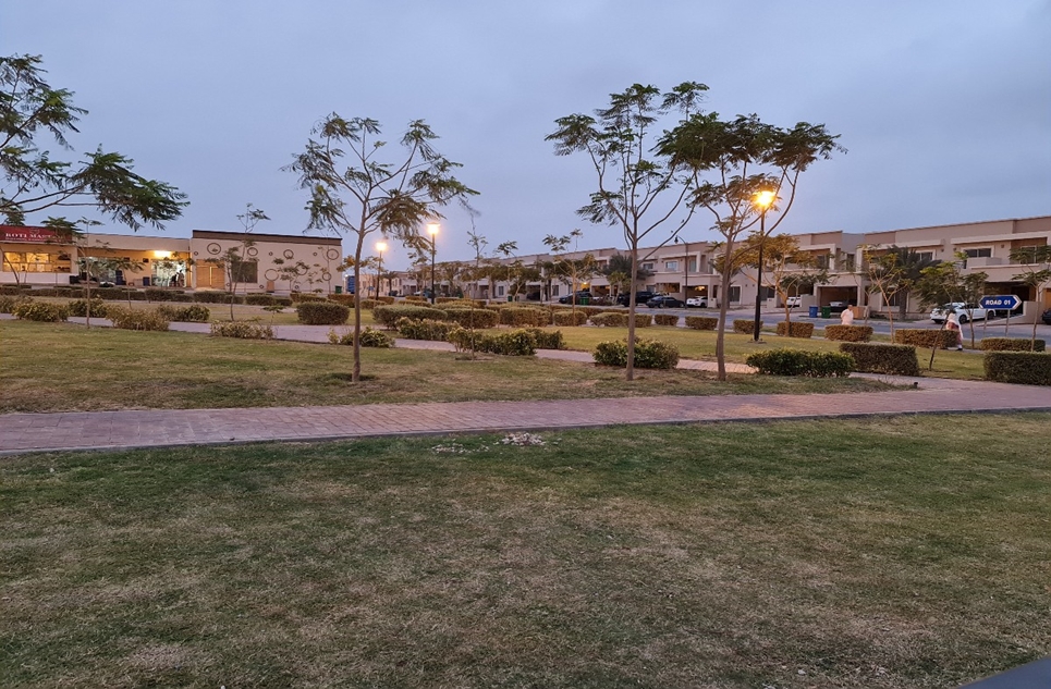 272 square yard plot for sale in Bahria Town Karachi