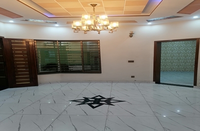 6.50 marla house for sale in Sabzazar Lahore