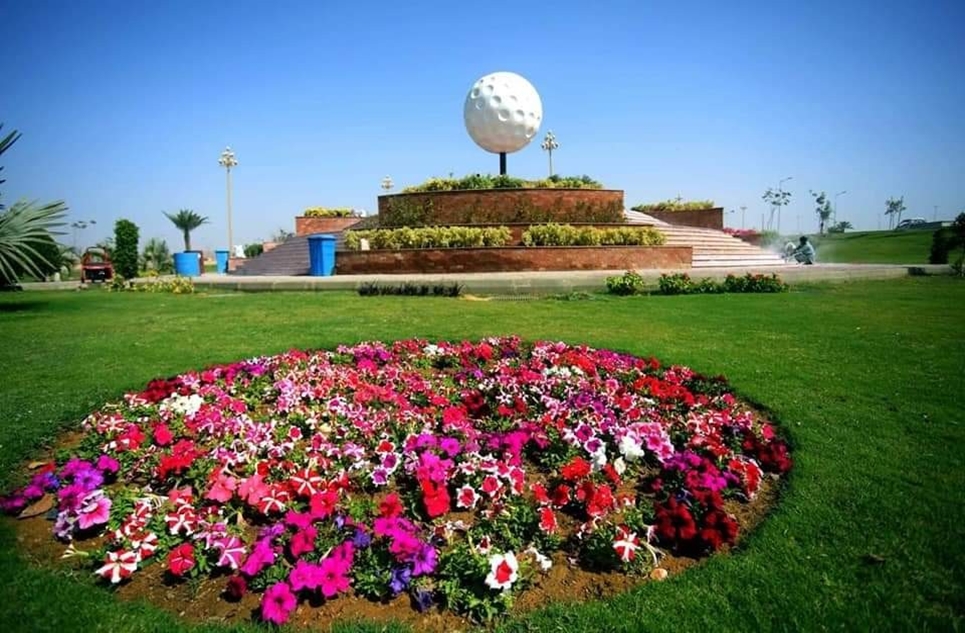 125 square yard plot for sale in Bahria Town Karachi