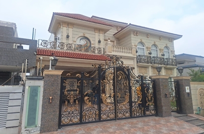 1 kanal spanish house for sale in Phase 6 DHA Lahore