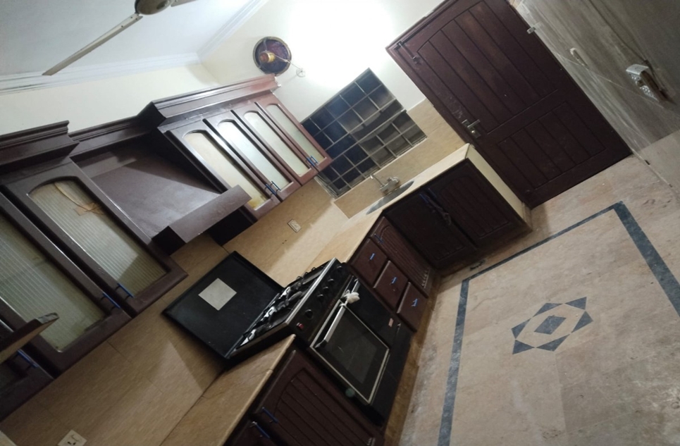 10 marla house for rent in E-11 Islamabad