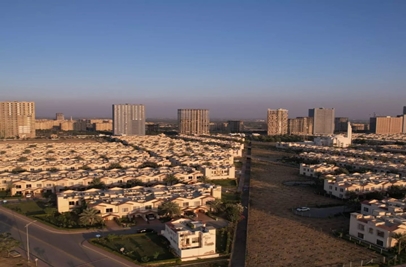 272 square yard plot for sale in Bahria Town Karachi