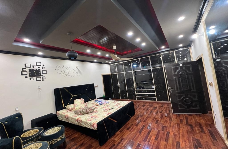 1 Kanal House for Sale in Shaheen Block, Chinar Bagh, Lahore