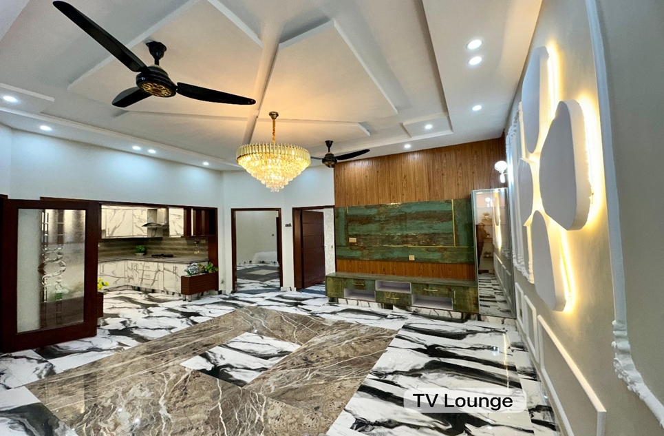 10 Marla House for Sale in Bahria Orchard, Lahore