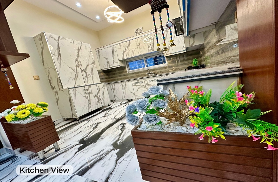 10 Marla House for Sale in Bahria Orchard, Lahore