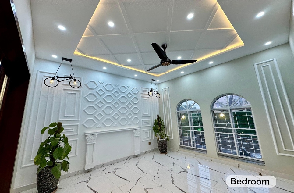 10 Marla House for Sale in Bahria Orchard, Lahore