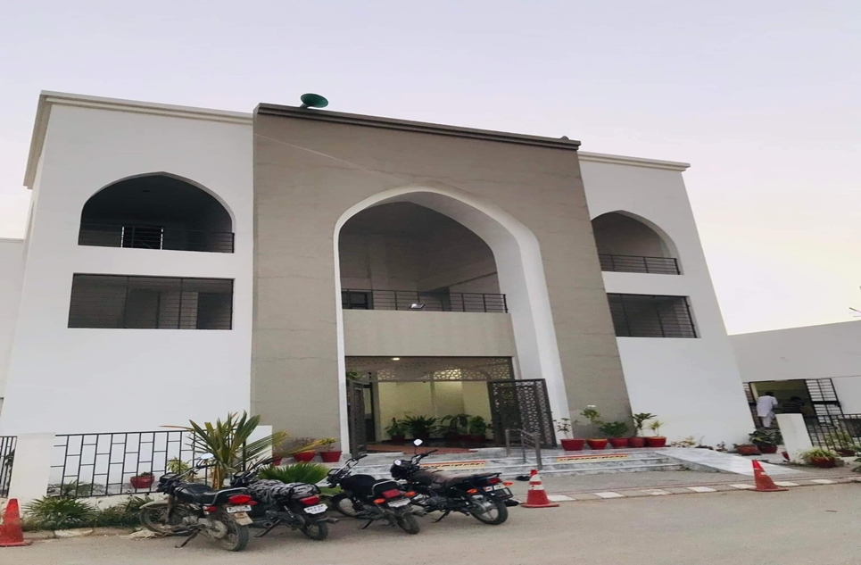 120 square yard house for rent in Saima Luxury Homes Karachi