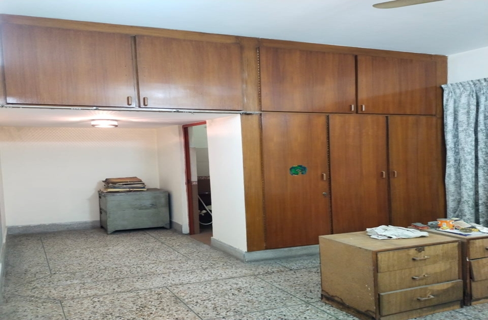 10 Marla House for Sale in Block C, Faisal Town, Lahore