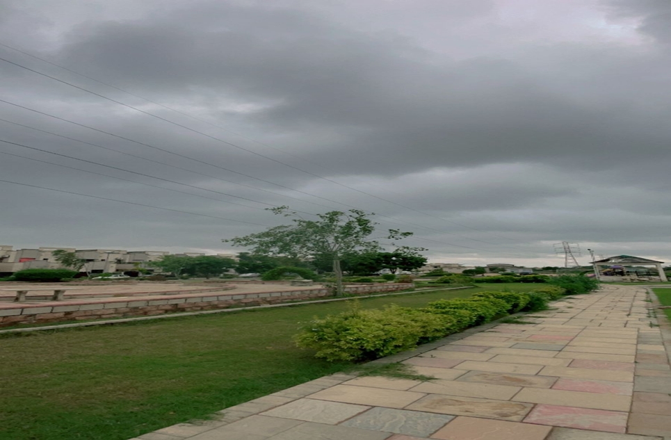 160 square yard house for sale in Saima Luxury Homes Karachi