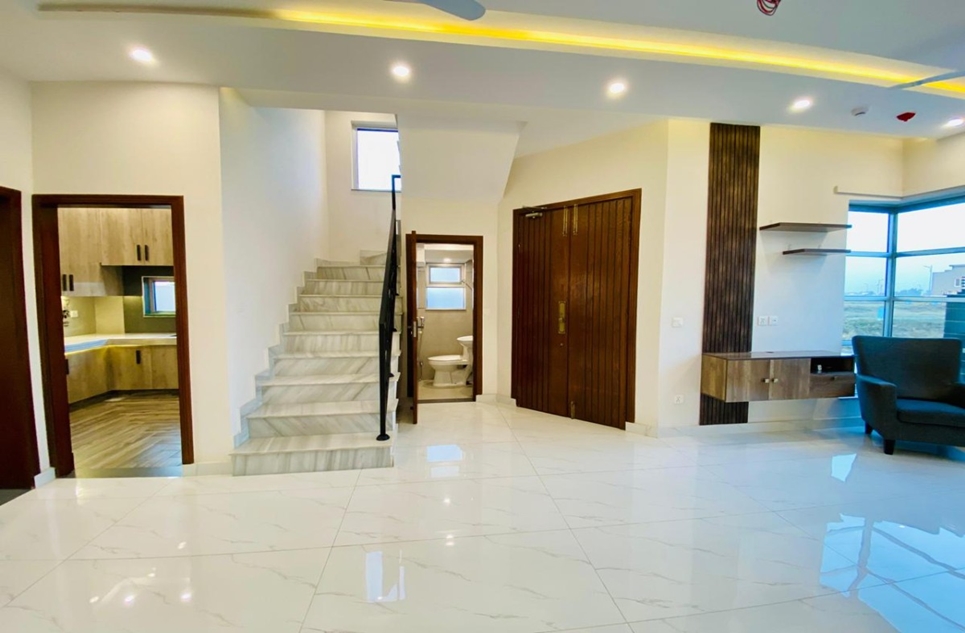 5 marla house for sale in Phase 6 DHA Lahore