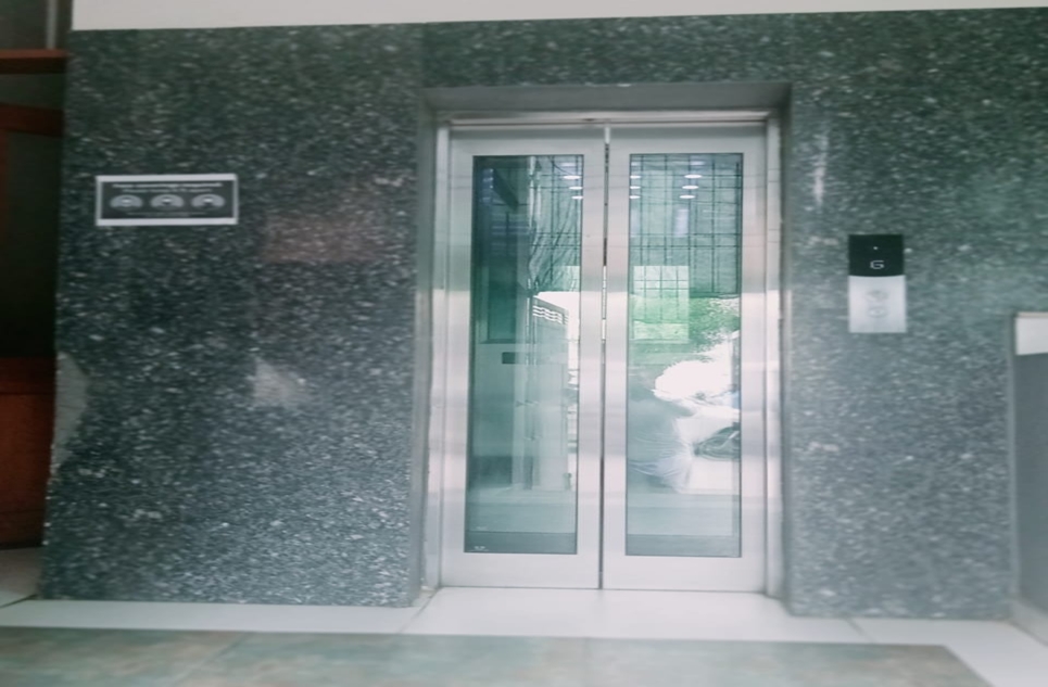 2000 Sq.ft Office for Rent in Shahbaz Commercial Area, Phase 6, DHA Karachi
