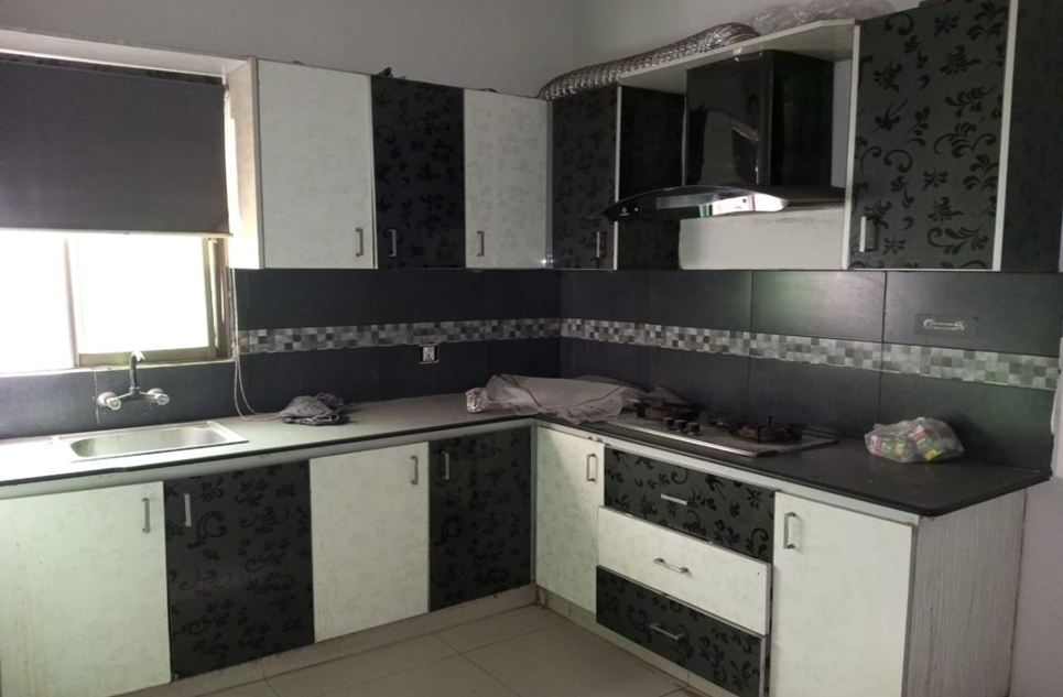 2000 Sq.ft Office for Rent in Shahbaz Commercial Area, Phase 6, DHA Karachi