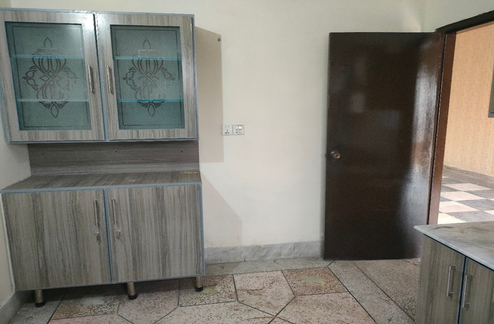 10 marla house for rent in Sector C1 Township Lahore