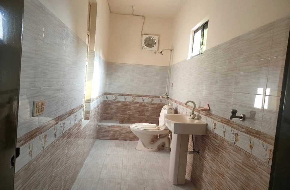 10 marla house for rent in Sector C1 Township Lahore