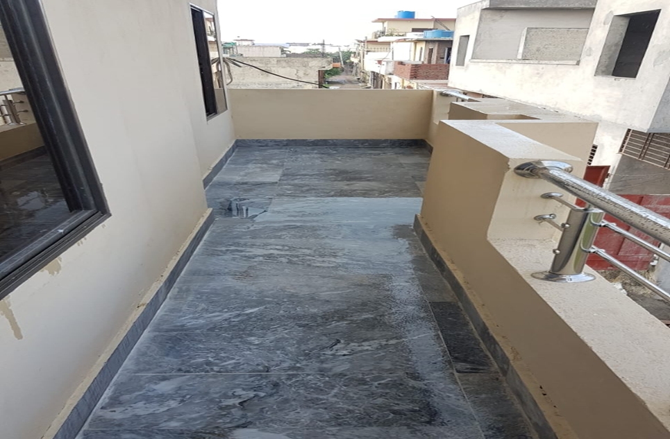 5 marla house for sale in Bharth Sialkot