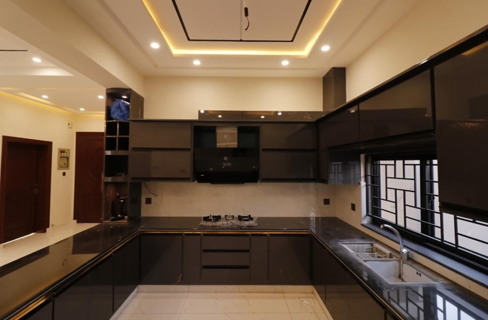 10 Marla Double Story House For Sale in Green Orchard Bahawalpur