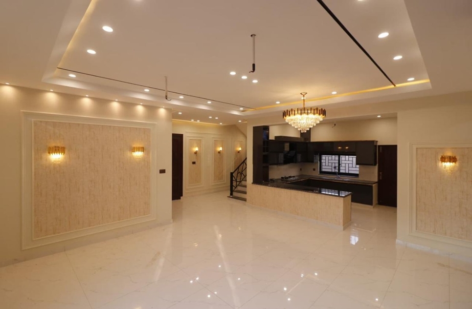10 Marla Double Story House For Sale in Green Orchard Bahawalpur