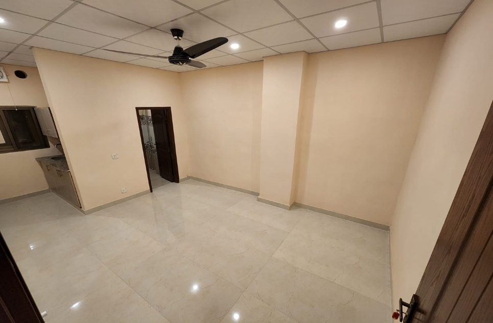 40000 square feet commercial farming for rent in Lahore