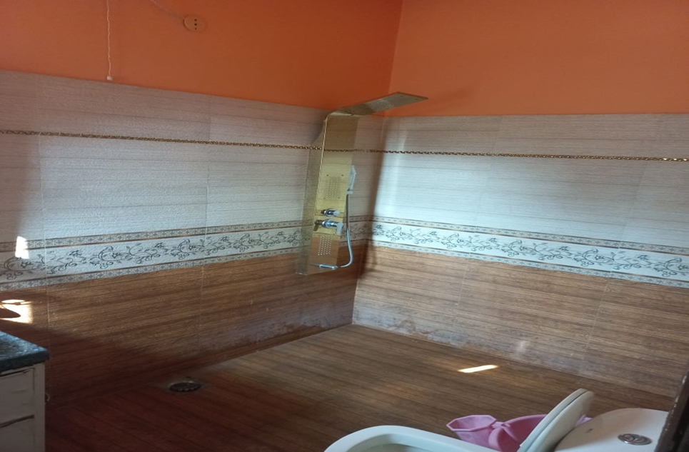 1 kanal house for rent in Garden Town Lahore