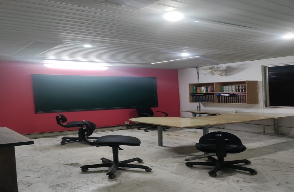 1500 Square Feet Office for Sale in Shahrah-e-Faisal Karachi