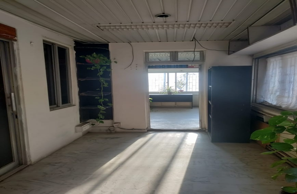 1500 Square Feet Office for Sale in Shahrah-e-Faisal Karachi