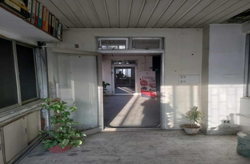 1500 Square Feet Office for Sale in Shahrah-e-Faisal Karachi