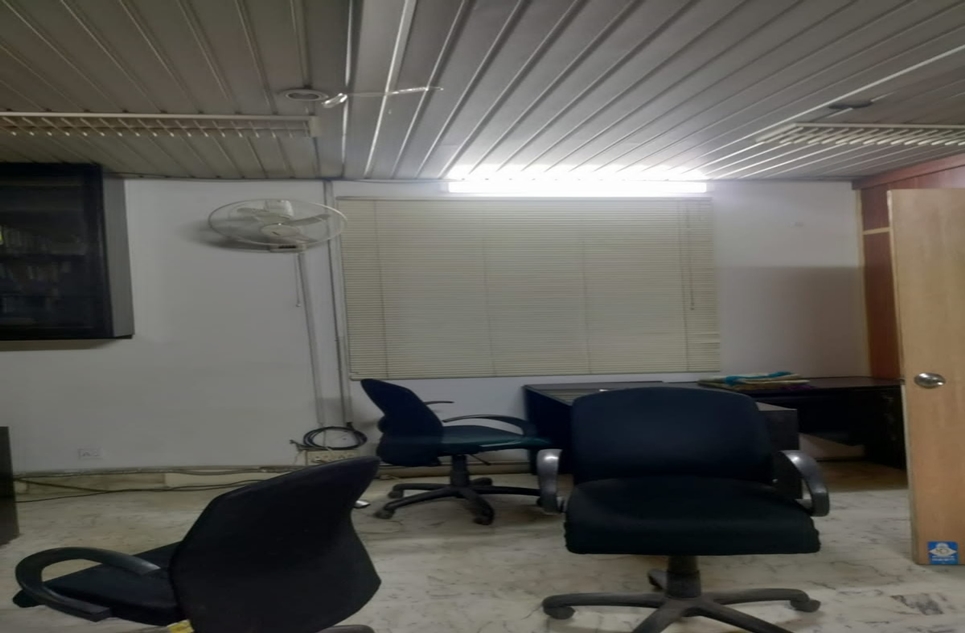 1500 Square Feet Office for Sale in Shahrah-e-Faisal Karachi