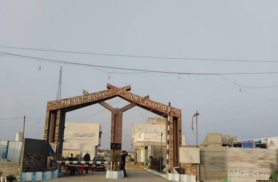 120 square yard plot for sale in Pir Gul Hassan Society Karachi