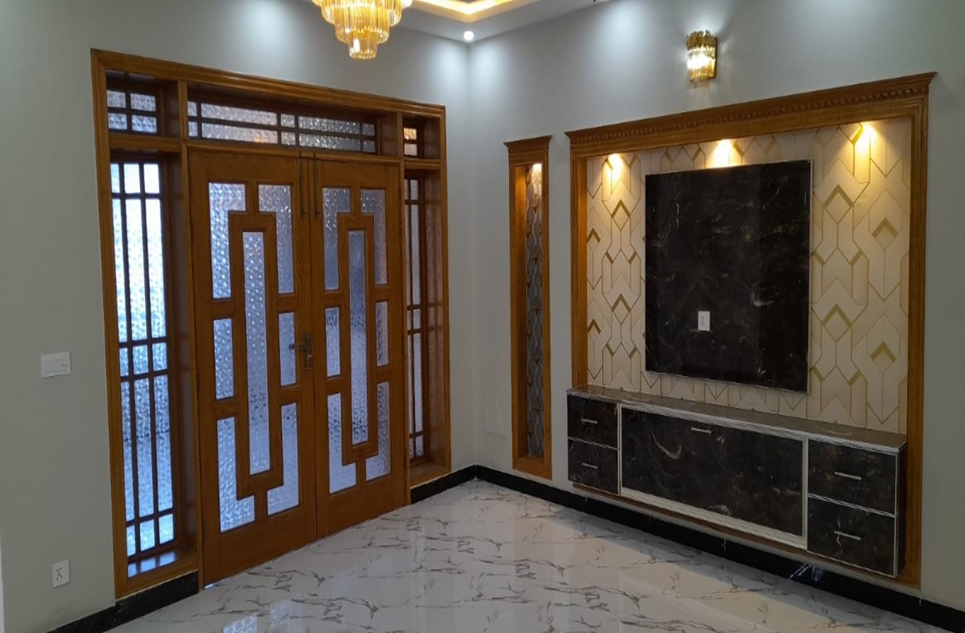 2450 Square Feet NEW BUNGALOW for Sale in G-13/3 Islamabad