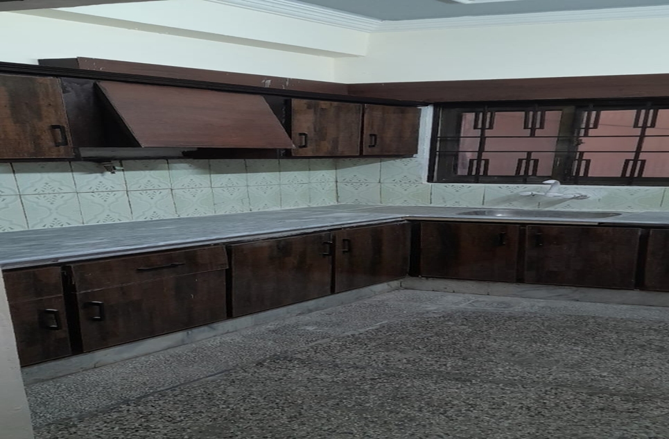 1000 Square Feet BUNGALOW FOR SALE in G-13/4 Islamabad