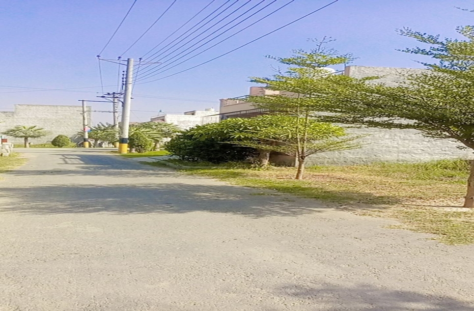 2.50 marla plot for sale in Al-Kareem Garden Lahore