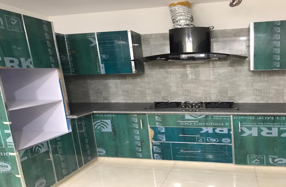 3 beds  apartment for rent in Lawrence Road Lahore