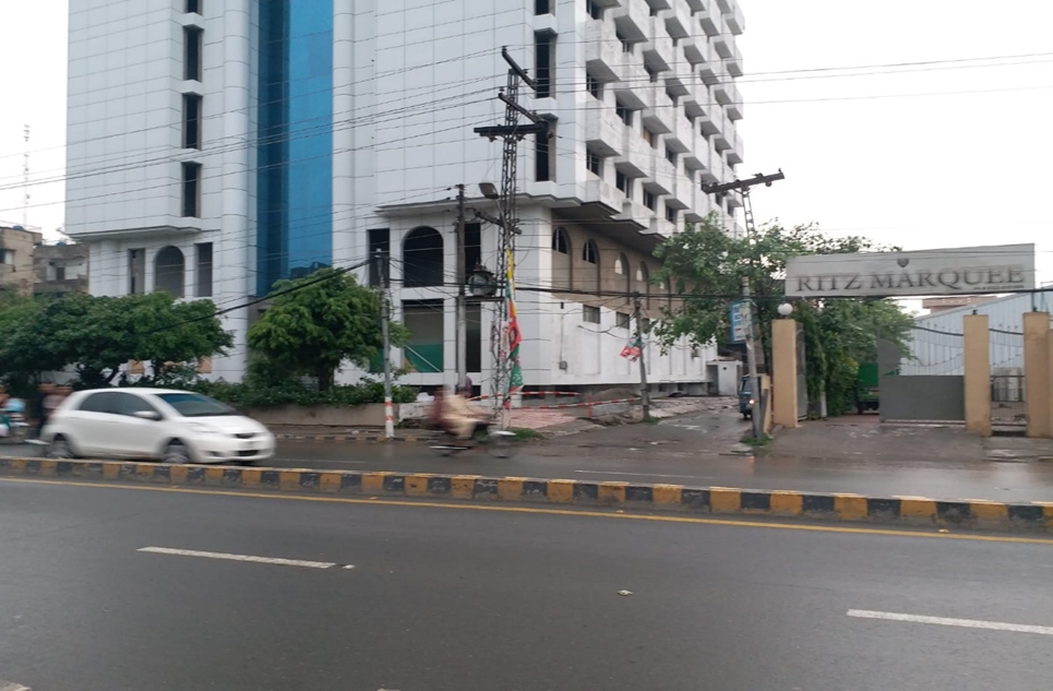 6 kanal buildings plazas for sale in Davis Road Lahore