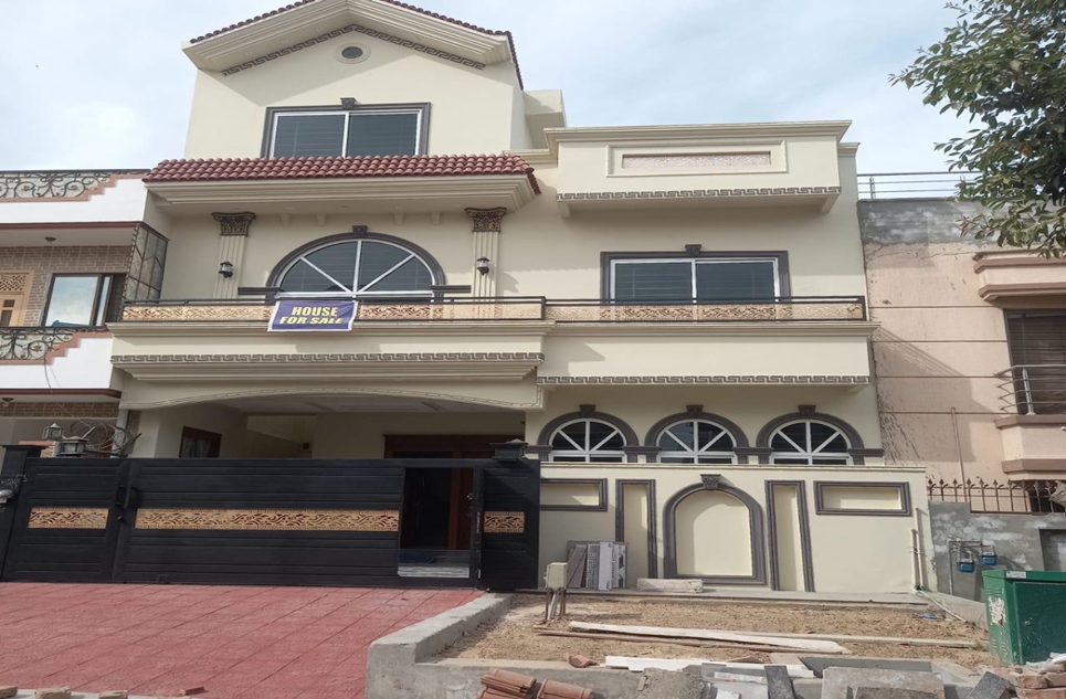  Brand new double story house for sale in G-13/3 Islamabad
