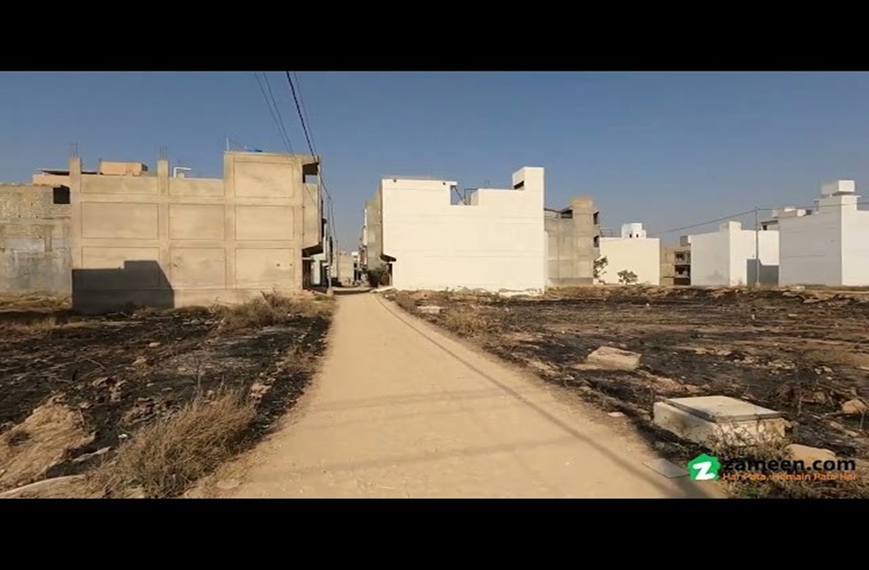 120 square yard plot for sale in Hansa Society Karachi