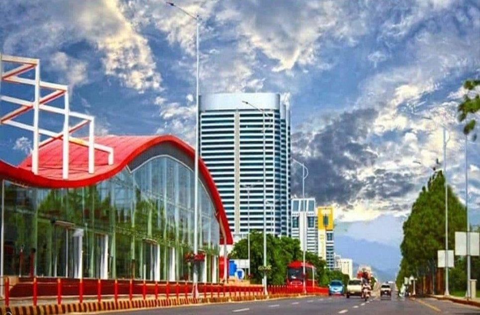 14 marla plot for sale in Park Road Islamabad