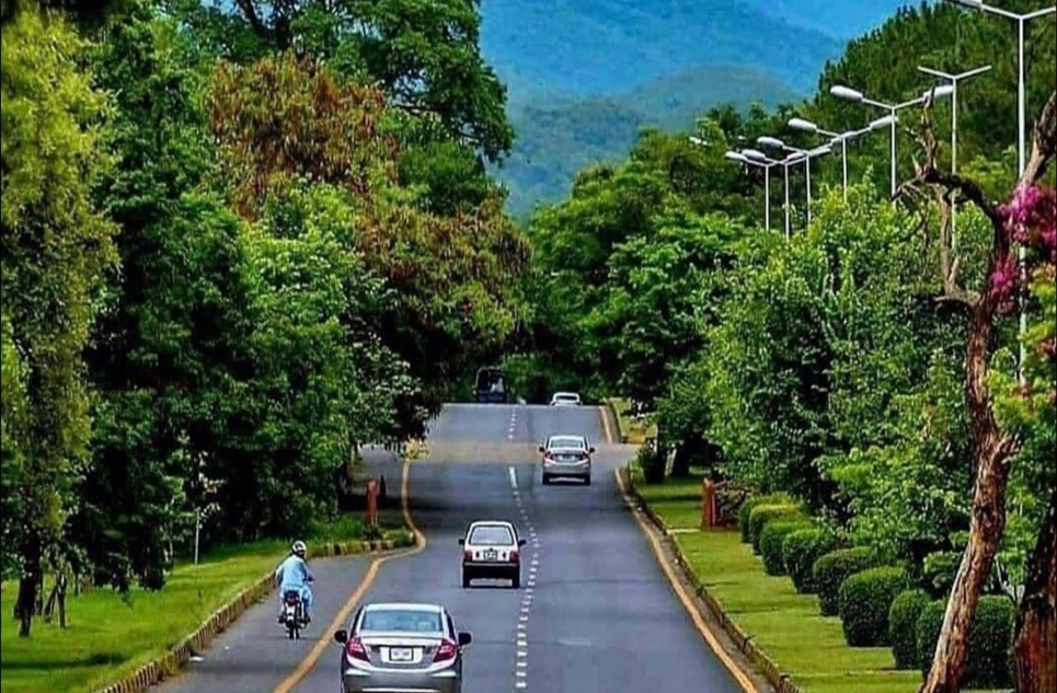 14 marla plot for sale in Park Road Islamabad