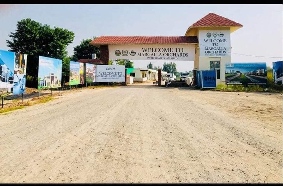 14 marla plot for sale in Park Road Islamabad