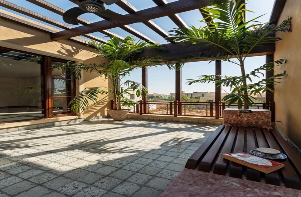 999 square yard house for sale in Karachi