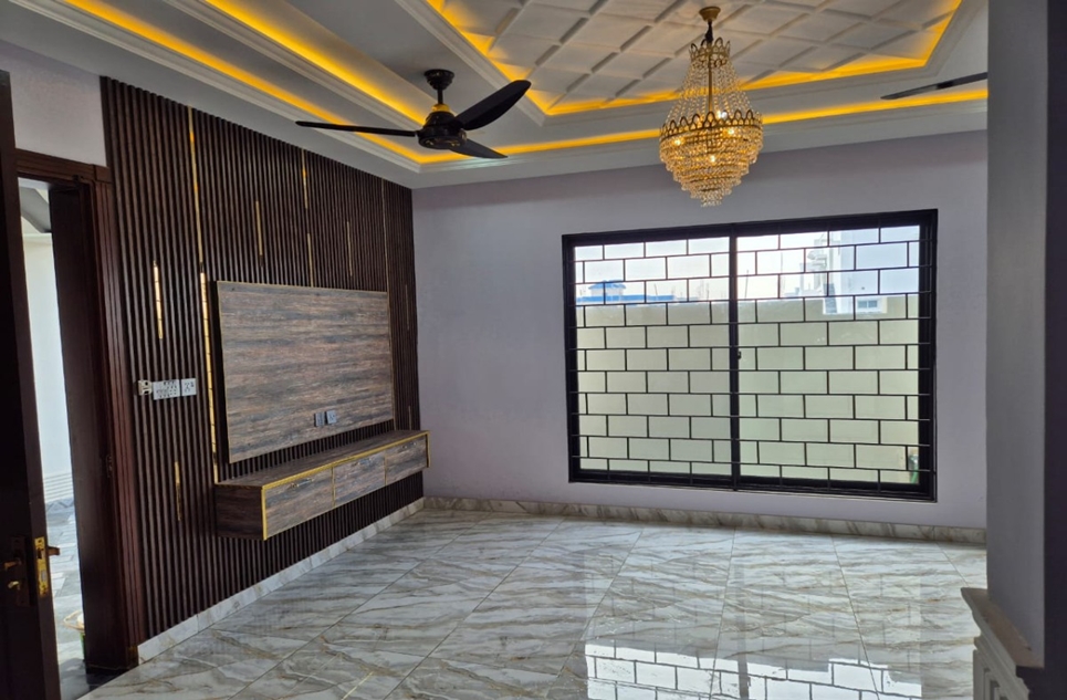 6 Marla House for Sale in Block D Extension Diamond City Sialkot