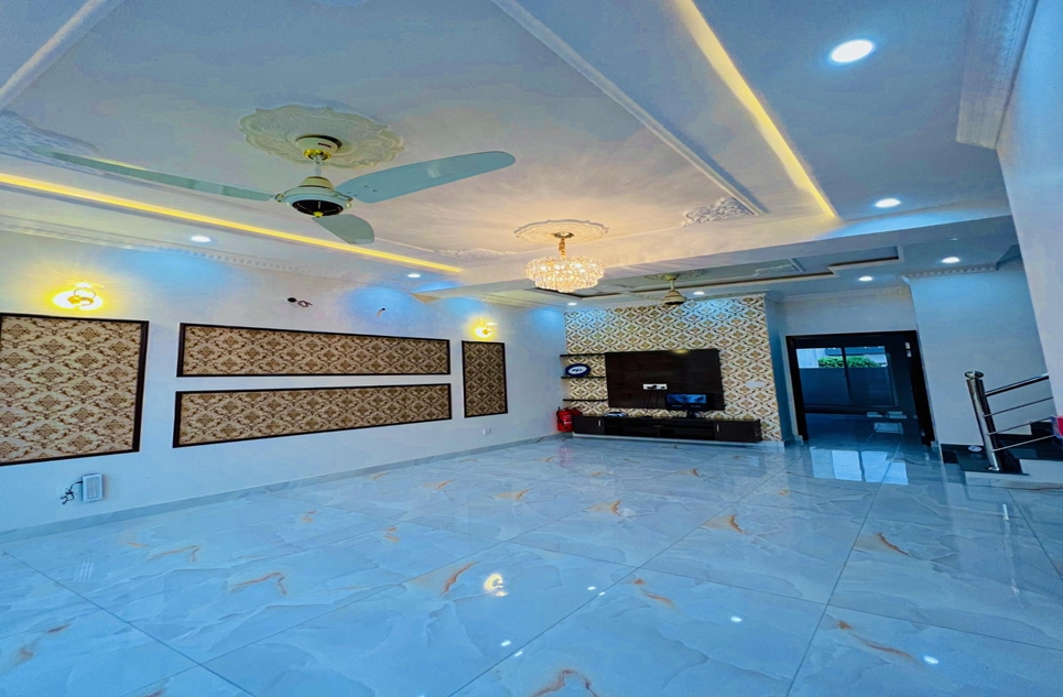 5 marla house for sale in DHA Lahore