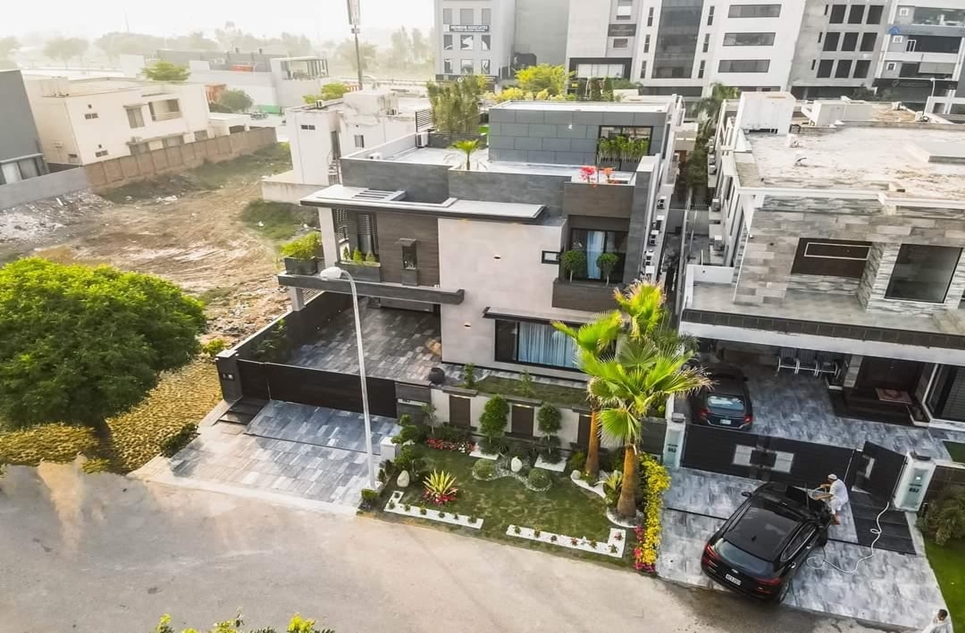 1 Kanal House for Sale in Block J Phase 6 DHA Lahore