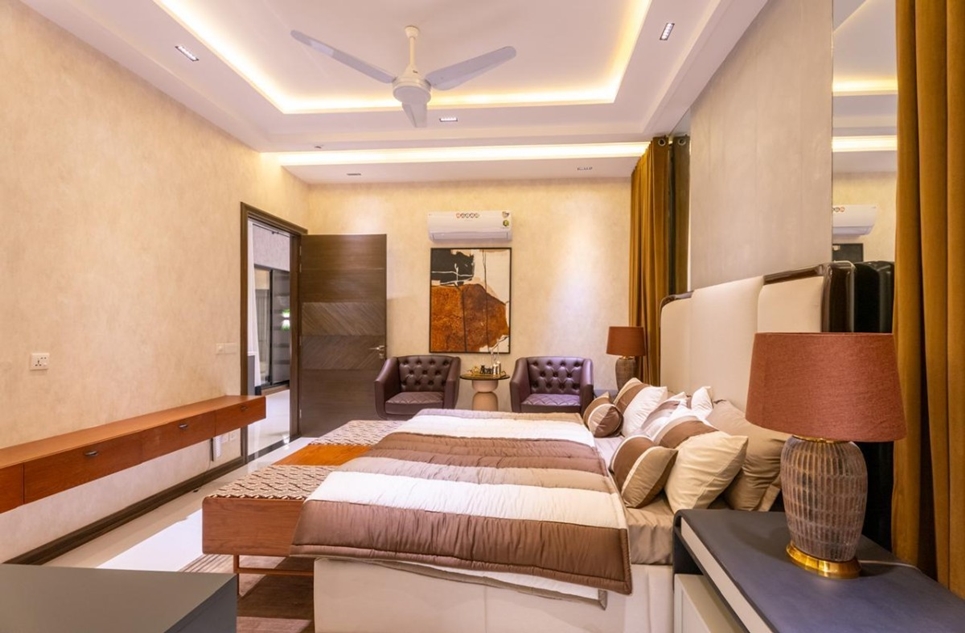 1 Kanal fully furnished House for Sale in Block Y Phase 7 DHA Lahore