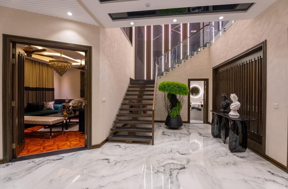 1 Kanal fully furnished House for Sale in Block Y Phase 7 DHA Lahore