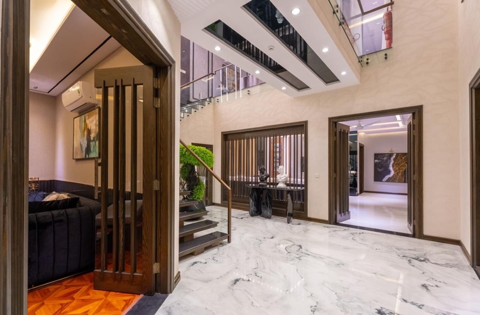 1 Kanal fully furnished House for Sale in Block Y Phase 7 DHA Lahore
