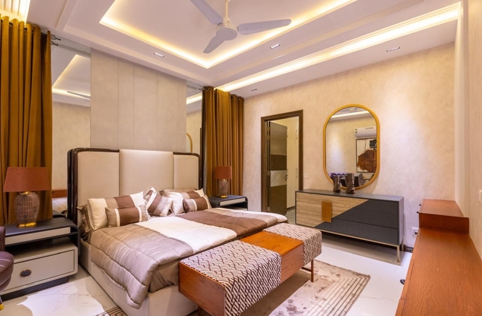 1 Kanal fully furnished House for Sale in Block Y Phase 7 DHA Lahore