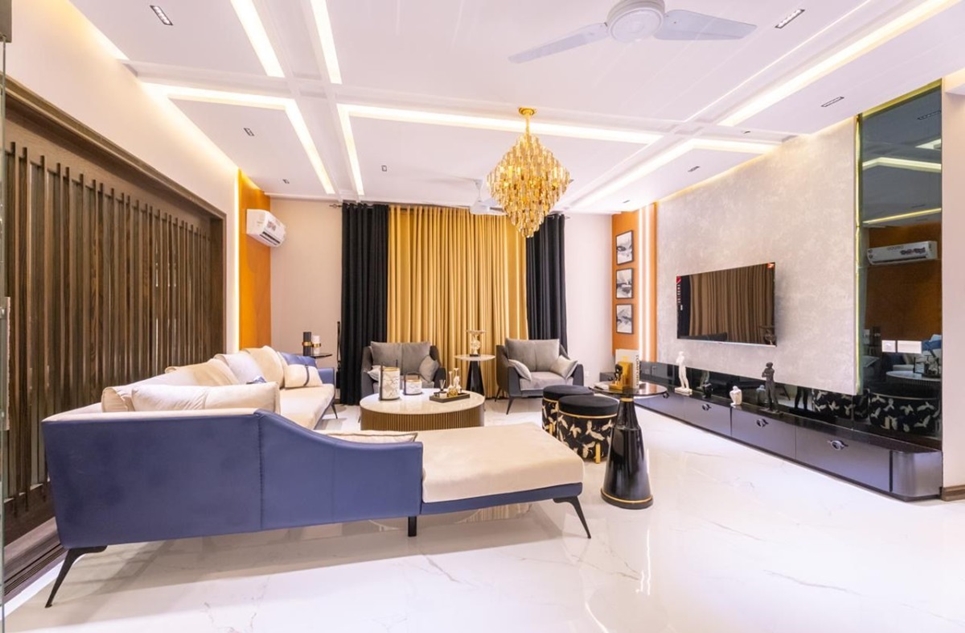 1 Kanal fully furnished House for Sale in Block Y Phase 7 DHA Lahore
